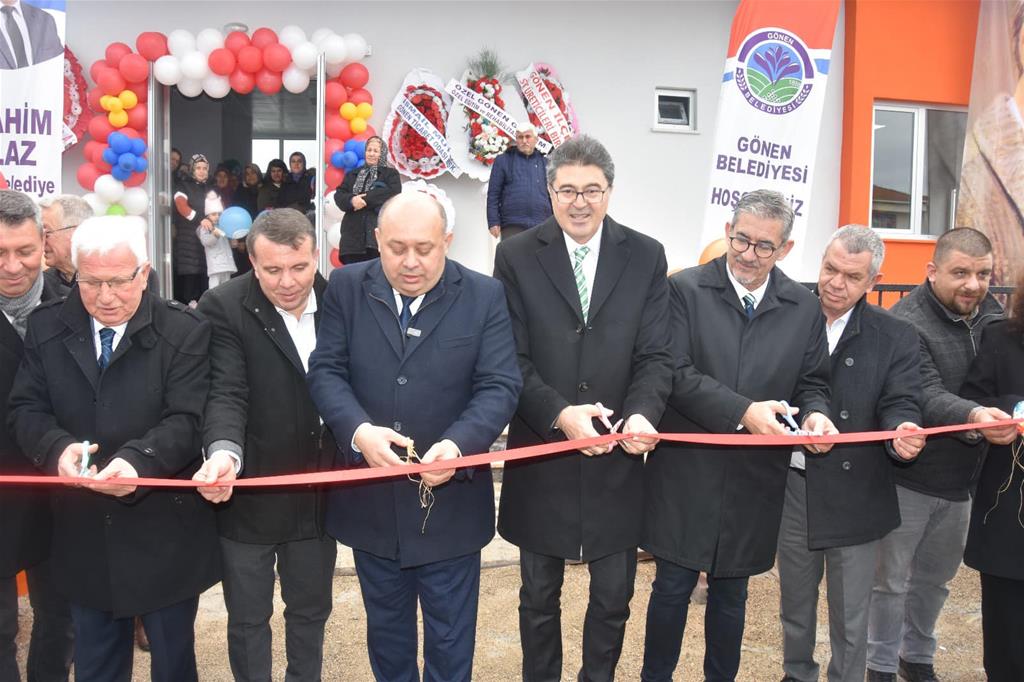 Gönen Belediyesi Zübeyde Hanım Gündüz Bakım Evi Açıldı
