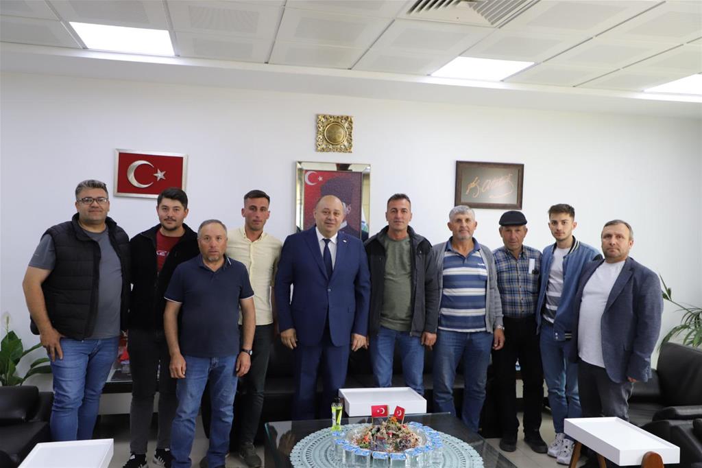 Gönen Halkından Belediye Başkanı İbrahim Palaz'a Hayırlı Olsun Ziyaretleri