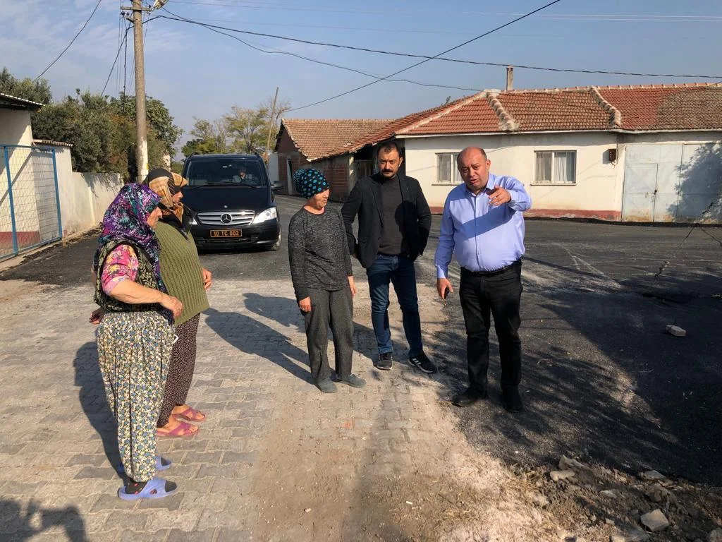 Asfalt Yol Yapım Çalışmalarımız..