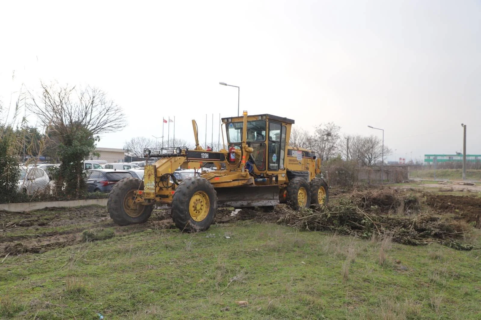 Gönen Devlet Hastanesi Otoparkında Genişletme Çalışmaları Başladı