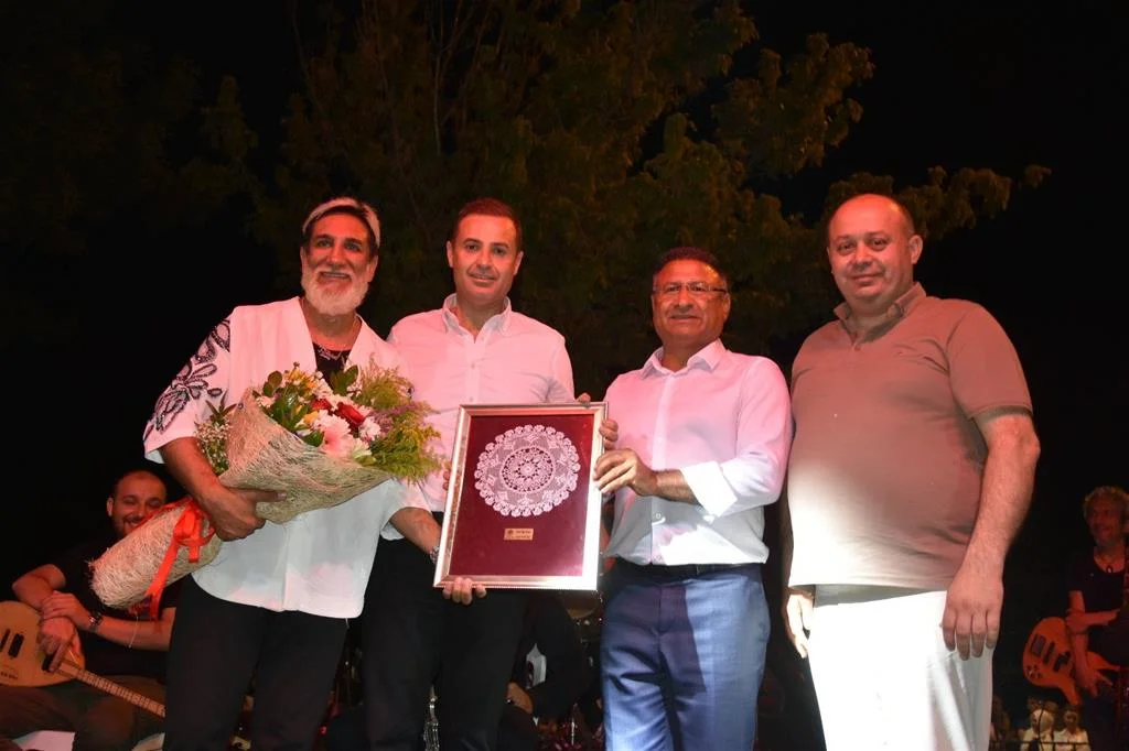 Gönenliler Tarık Mengüç ile doyasıya eğlendi